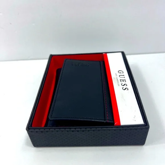 ⭐️GUESS💯 BLACK TRI FOLD MENS BLACK WALLET, GUESS LOGO INDENTED - Picture 11 of 15